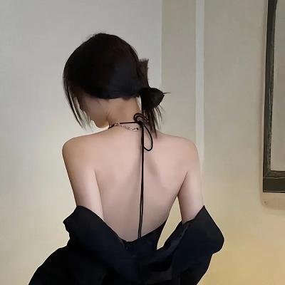 战火中的女神